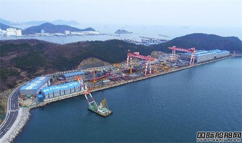 文章附图
